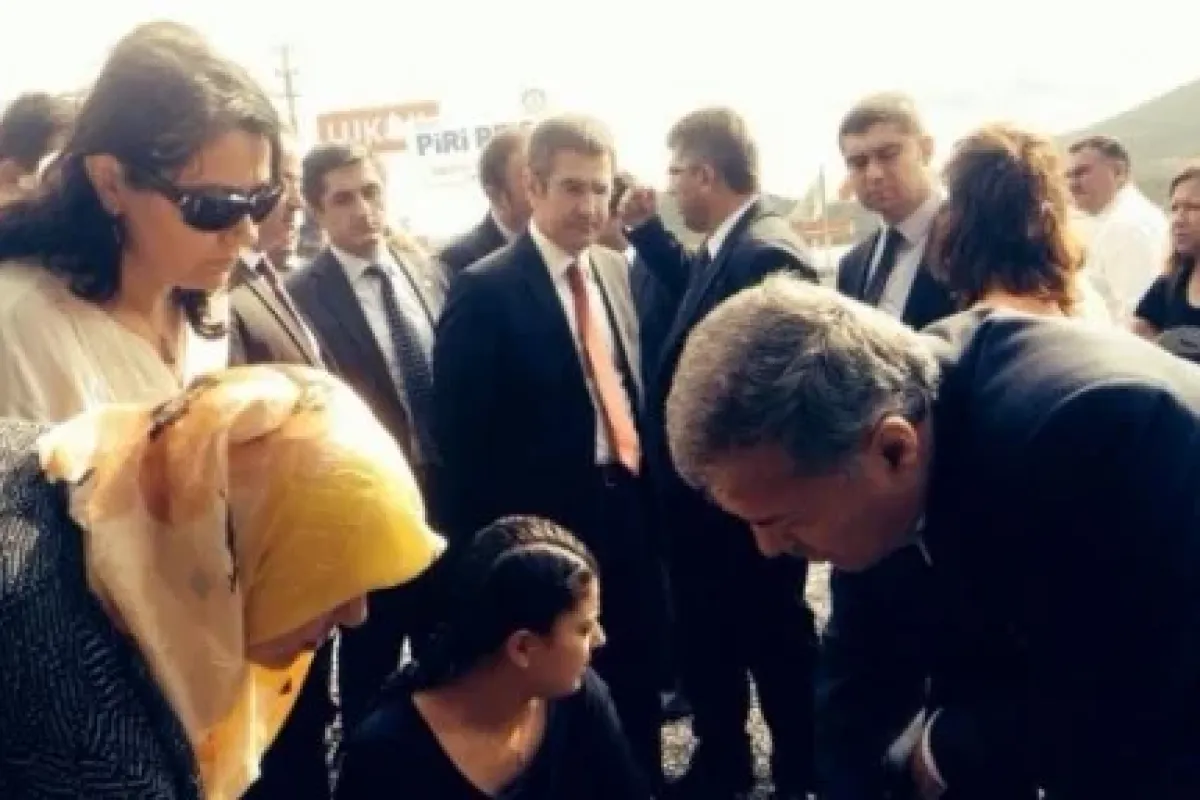 Bakanın Konvoyunda Kaza: 6 Yaralı