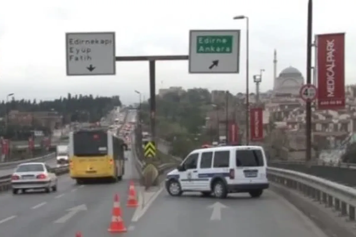 O Caddeler Kapatıldı