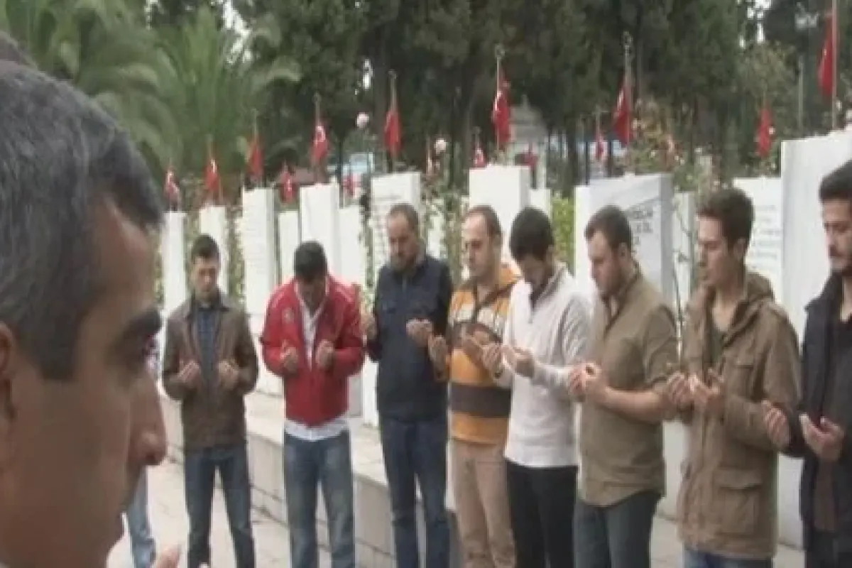 Otomobil Tutkunları şehitleri Unutmadı