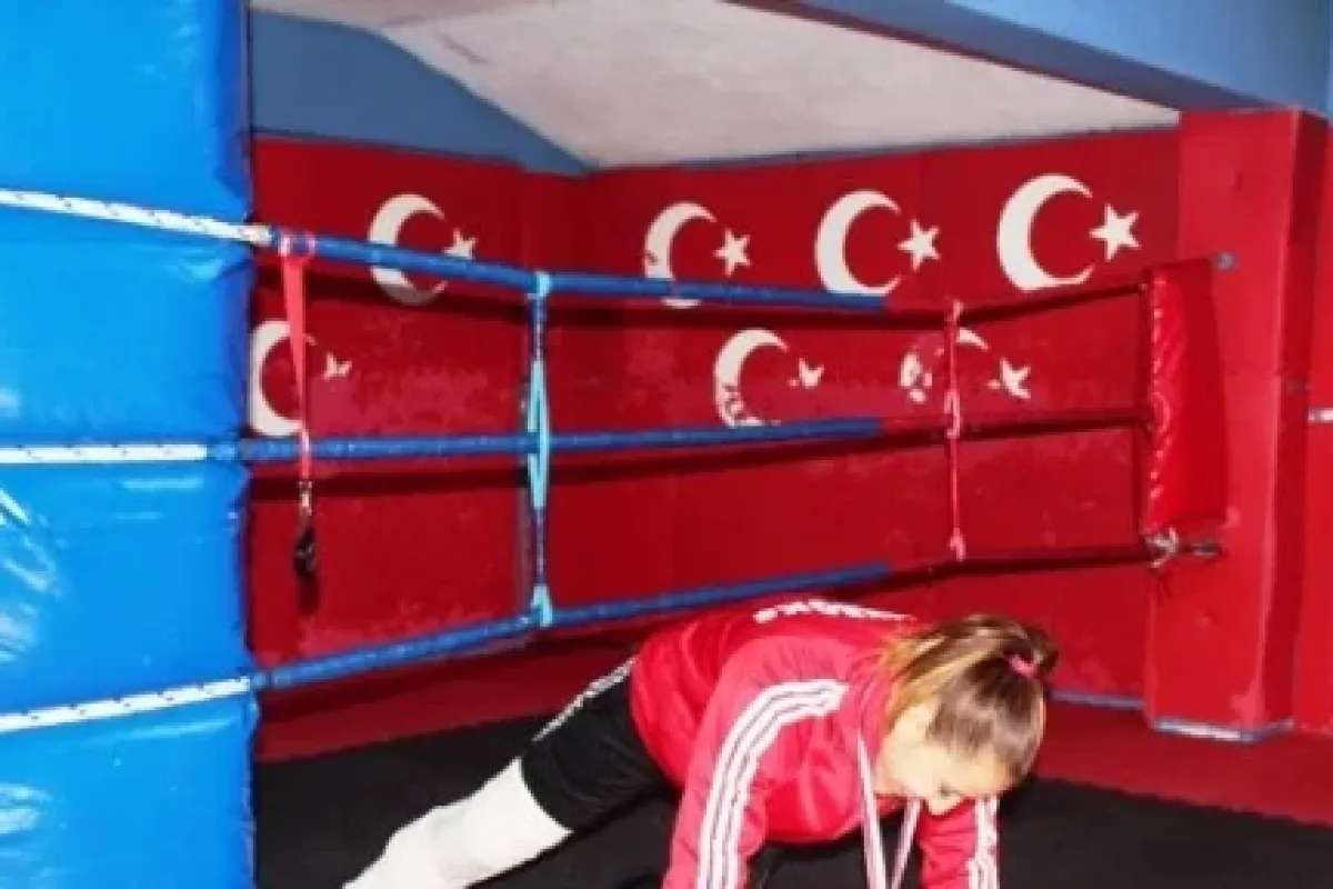 Kırık Bacakla şampiyon Oldu