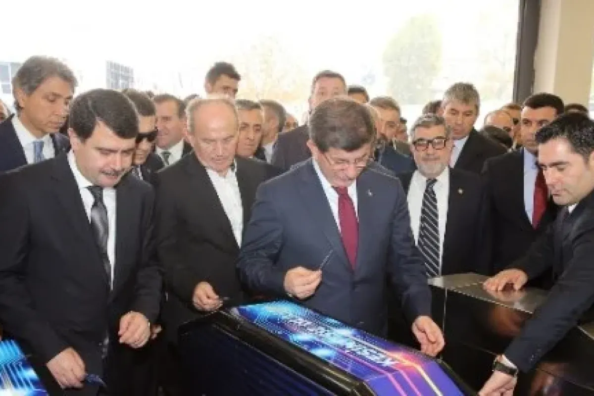 Başbakan ücretli Giriş Yaptı