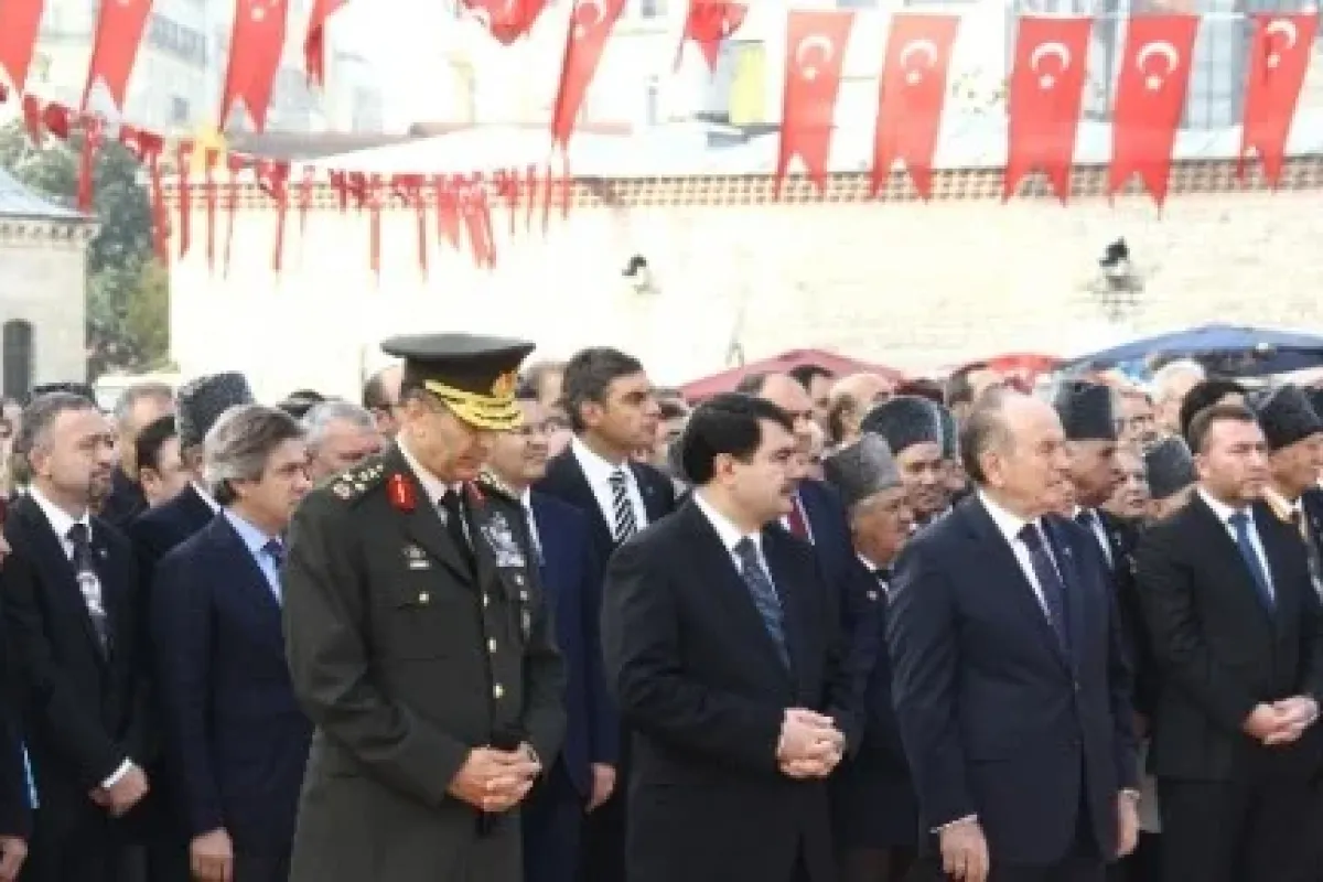 Taksim’de Ata’ya Gözü Yaşlı Anma