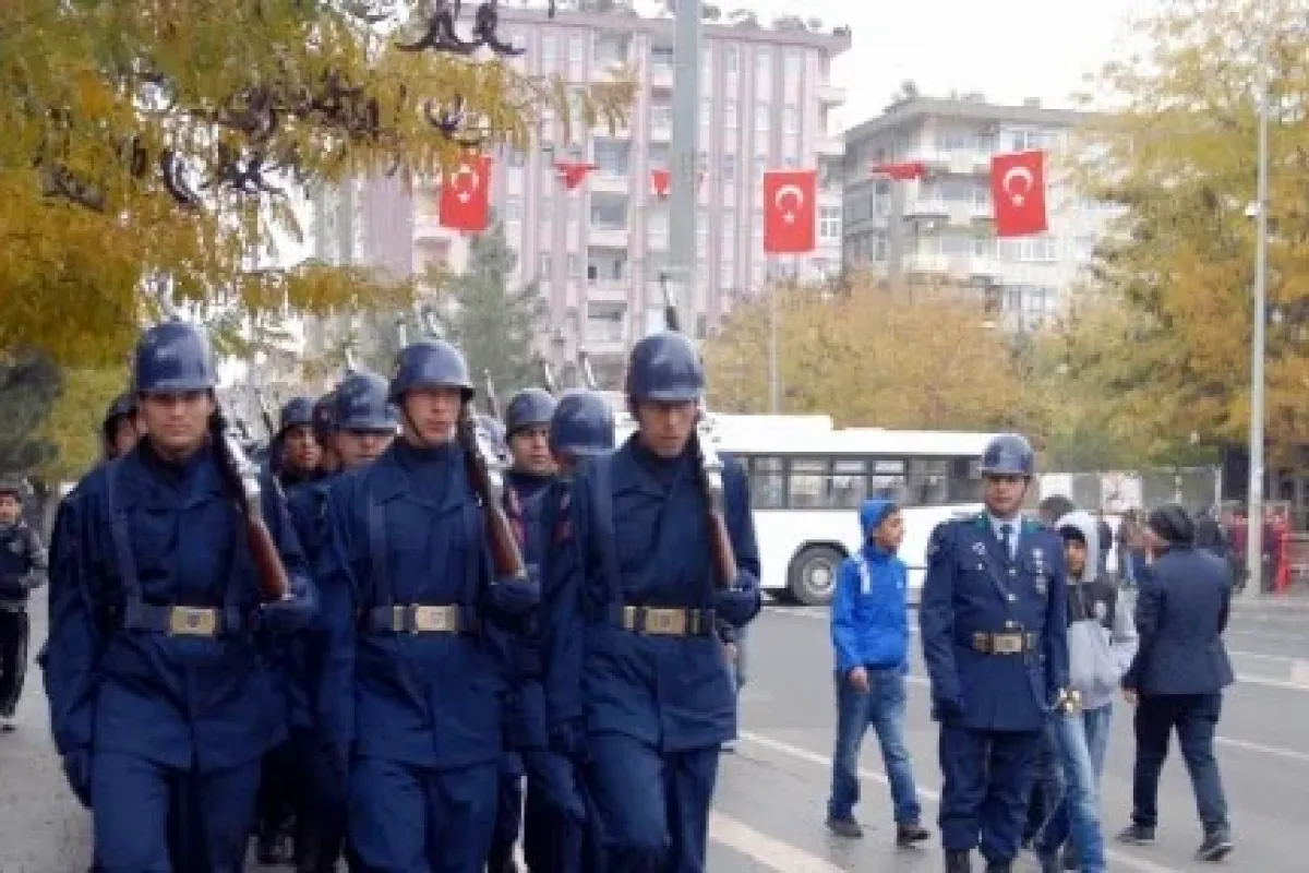 Diyarbakır Sokakları Bu Sesle Inledi