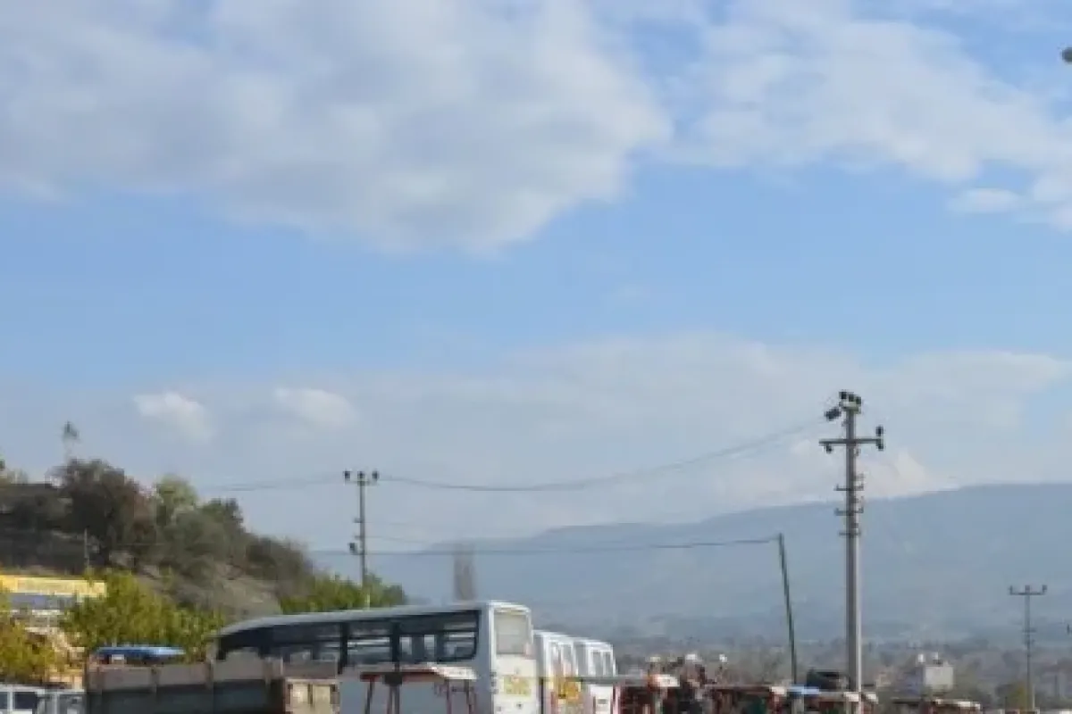 Bu Kuyruk Başka