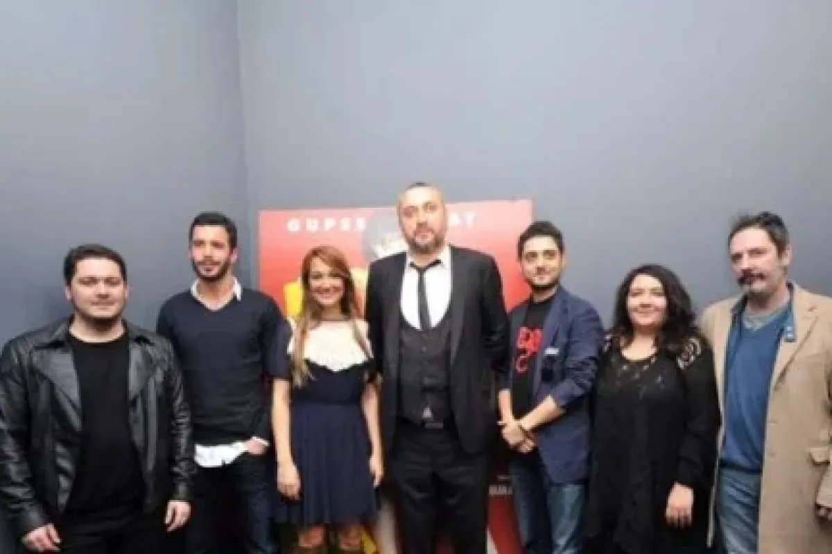 Ünlü Oyuncu Yaralandı