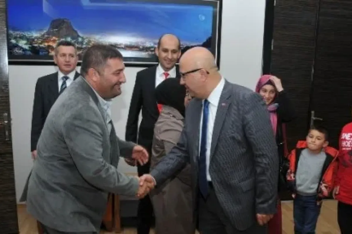 Bağışçı Gurbetçiden Erdoğan’a övgüler