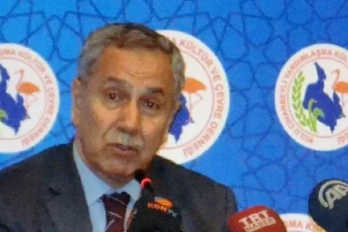 Arınç’tan Ilginç çözüm Analizi: "karşı Taraf 4 Parça"