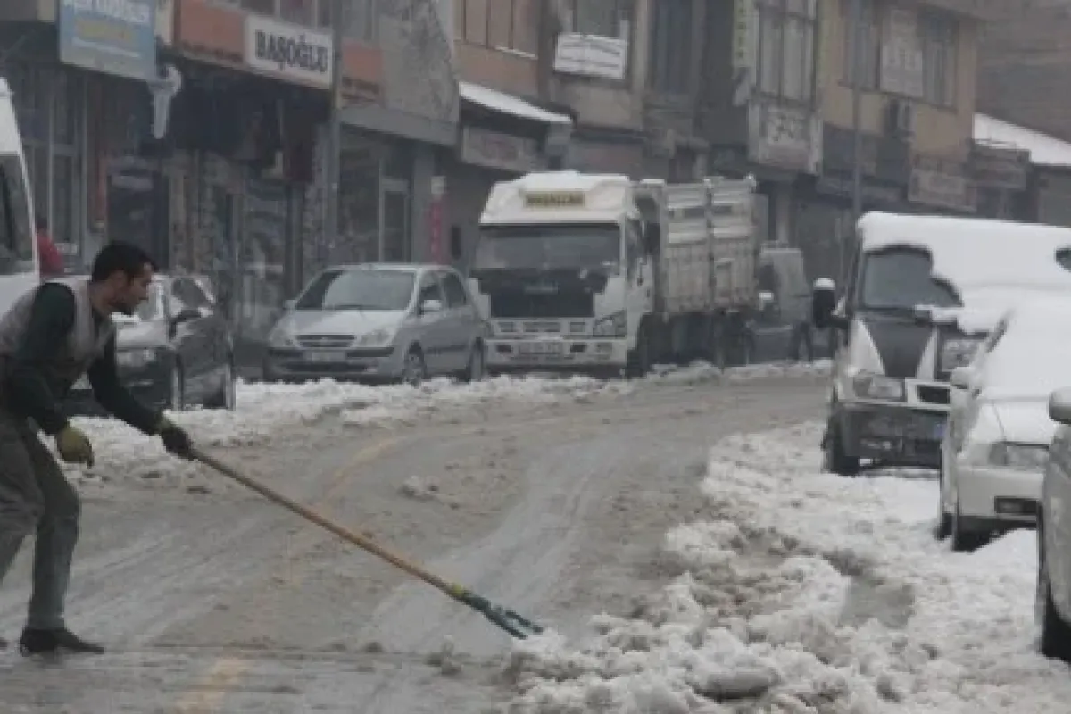 Türkiye Beyaza Büründü
