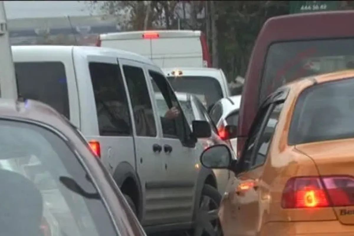 Ambulans şoförü Can Onlar Yol Derdinde