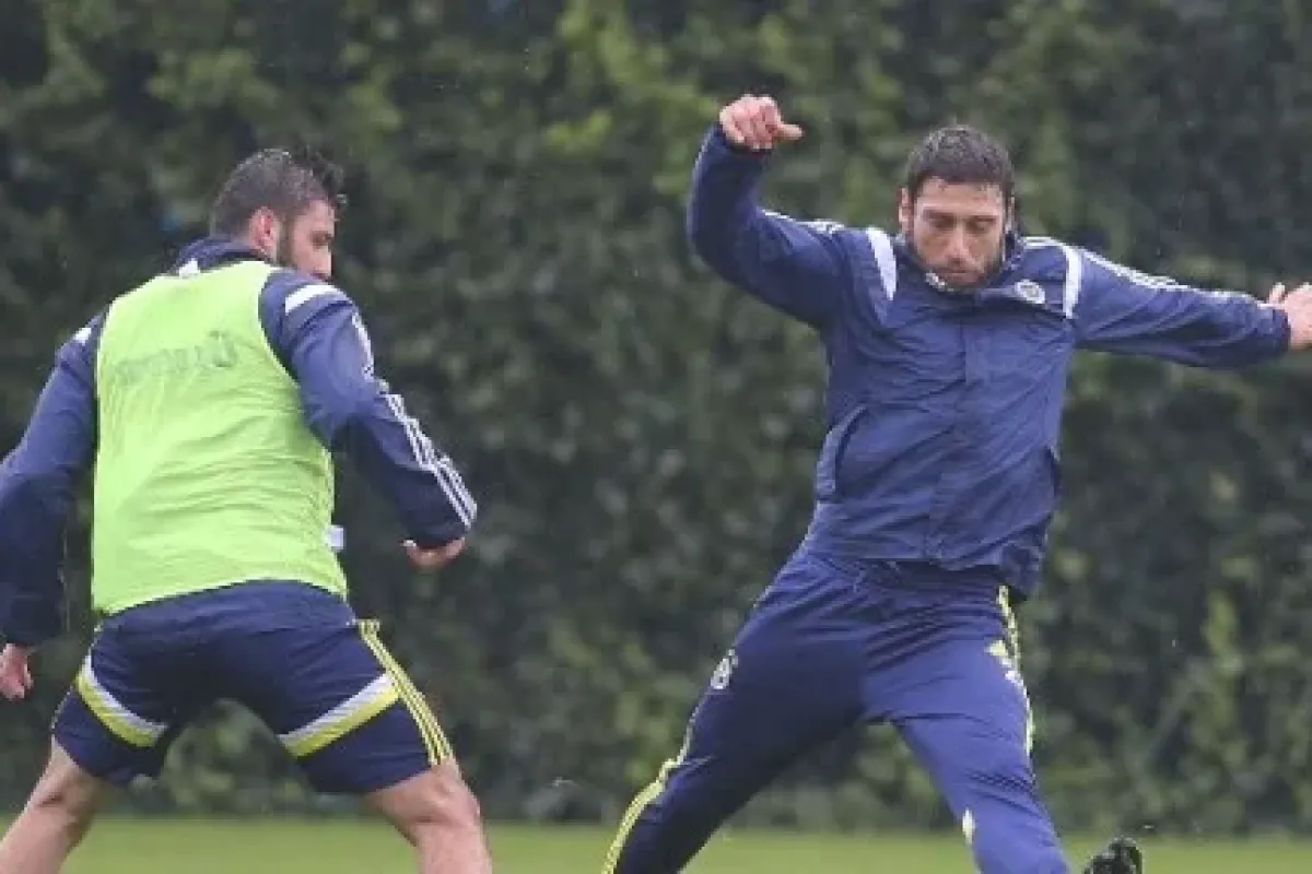Fener Iki Eksikle çalıştı