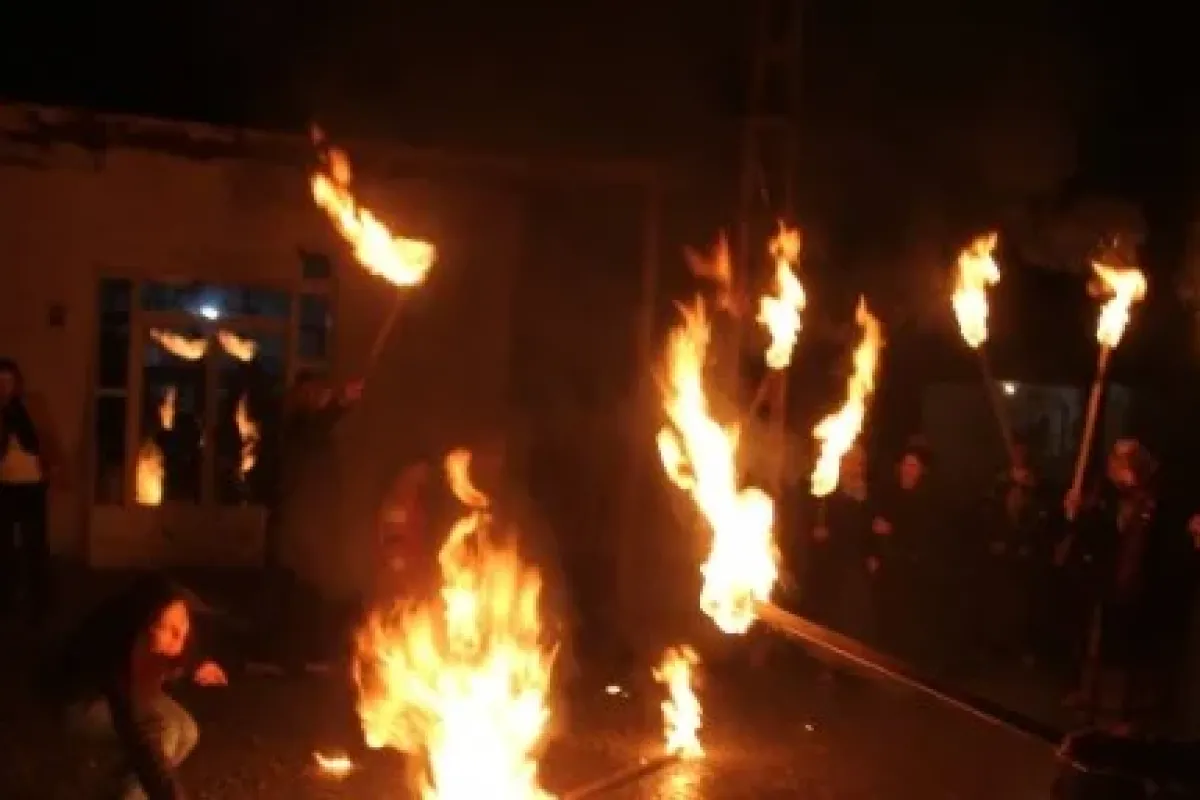 Protestocular Az Daha Yanıyordu