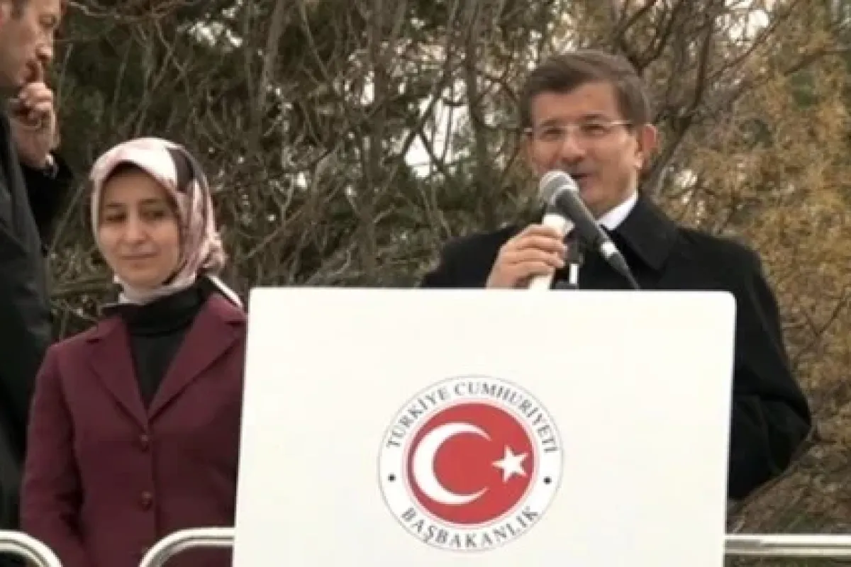 Davutoğlu: "allah Kobani’yi Korusun"