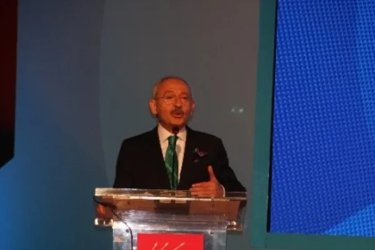 İstanbul’un Silüetini Bozan Binaları Hedef Aldı