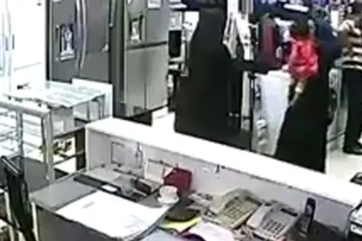 Bir Anne çocuğuna Bunu Nasıl Yapar?