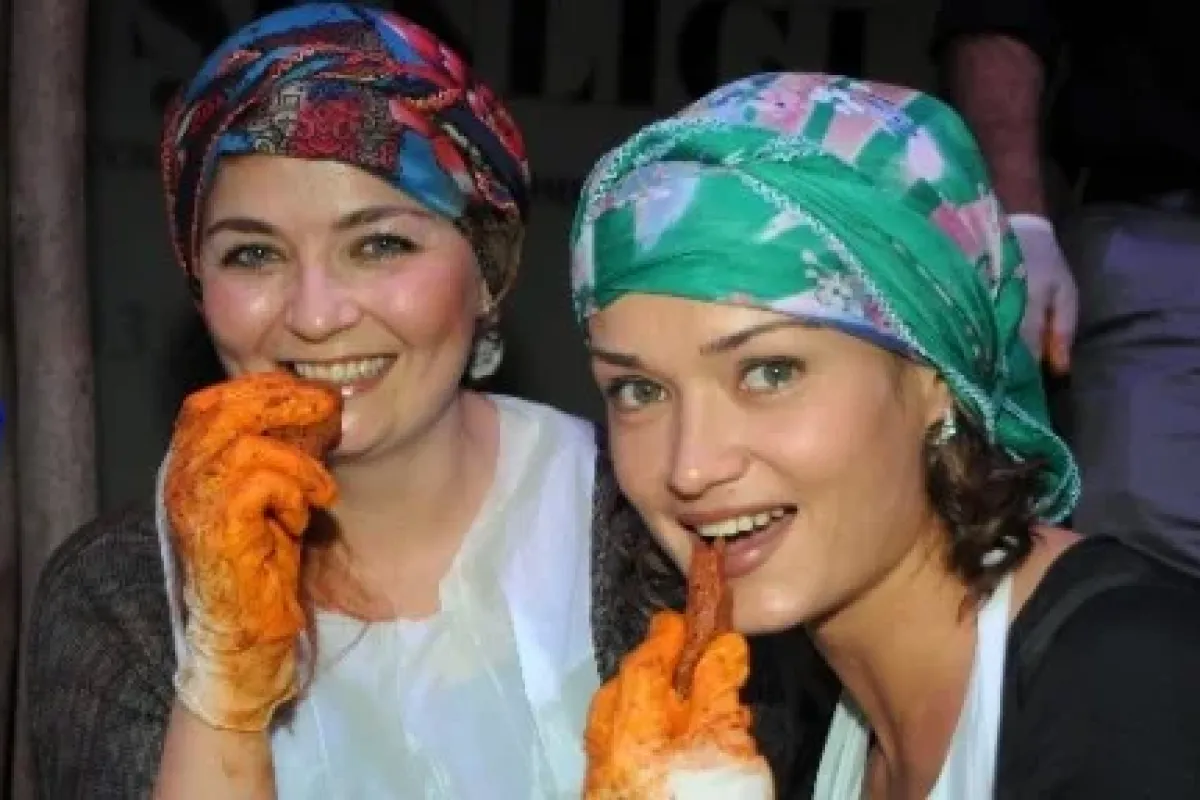 Rus Ve Ukraynalı Gelinlerin çiğ Köfteyle Imtihanı
