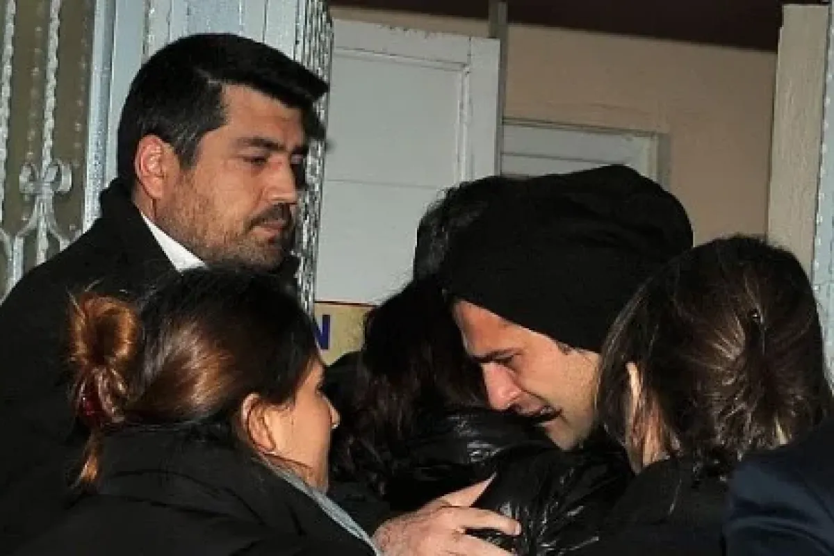 Uğur Boral Babasına Veda Etti