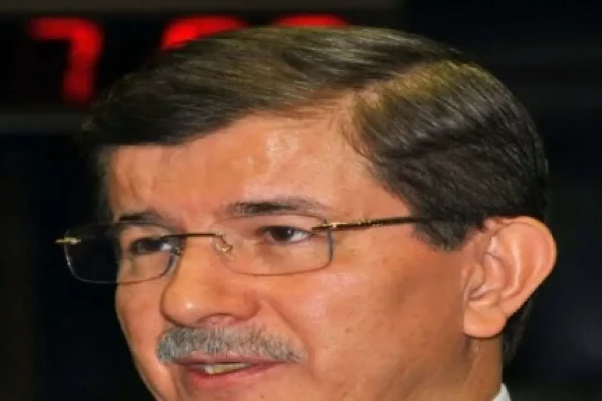 Yök Başkanı Ile Yarım Saat Görüştü