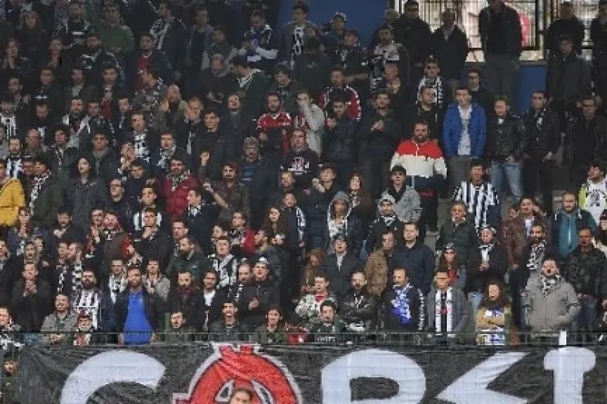 Beşiktaş Maçında Emre’ye Küfür