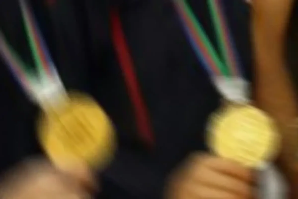 Milli Sporcu Yarı Finalde