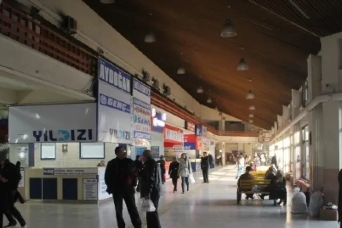 Otobüs Firmaları Ucuz Uçak Biletinden Rahatsız