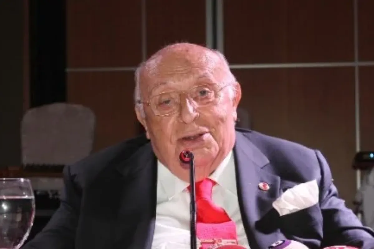 Süleyman Demirel Hastaneye Kaldırıldı