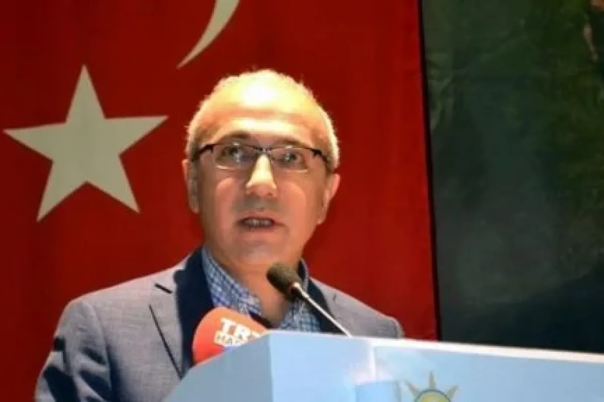 "biz De Masa Başı Siyaseti Olmaz"