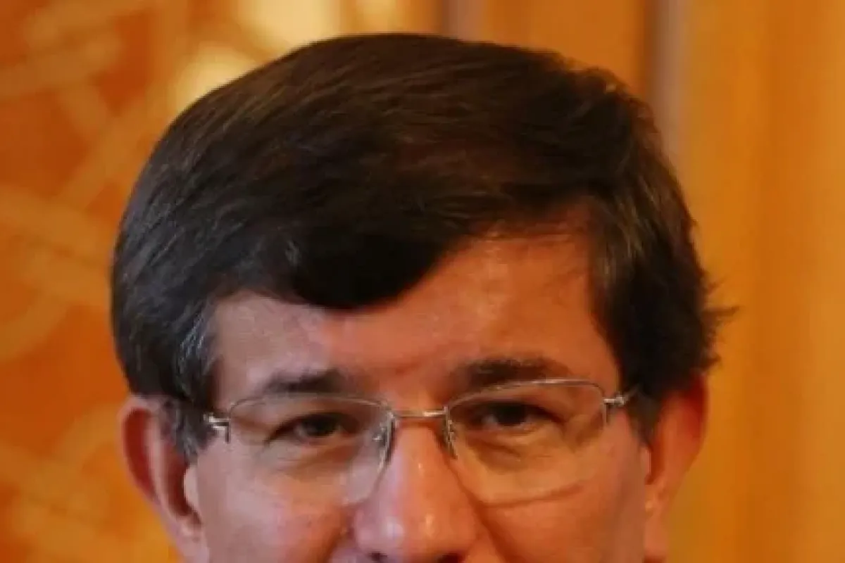 Polonya Başbakanı Ile Görüştü