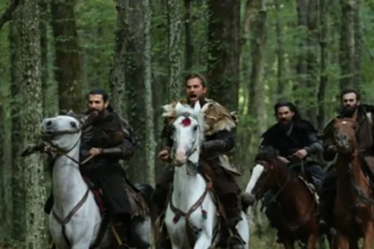 Diriliş “ertuğrul” Ilk Bölümüyle Ekrana Kilitledi