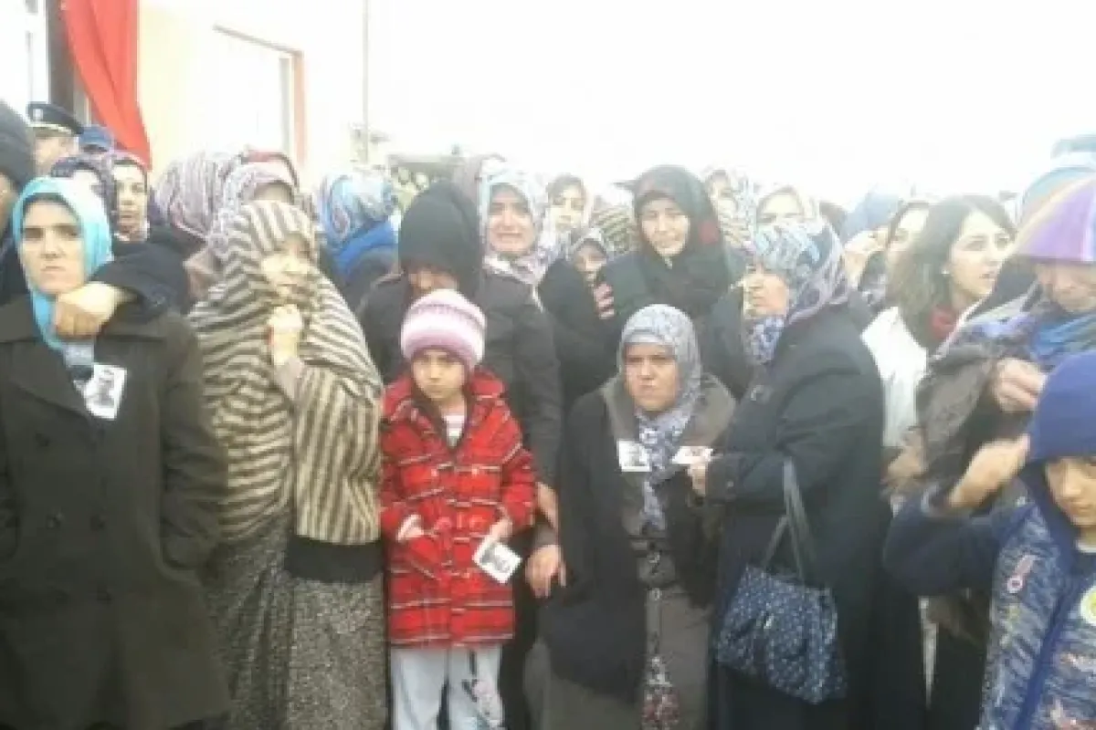 Şehide Ağlatan Veda