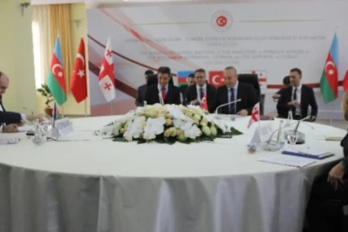 Üç ülkenin Bakanları Kars’ta