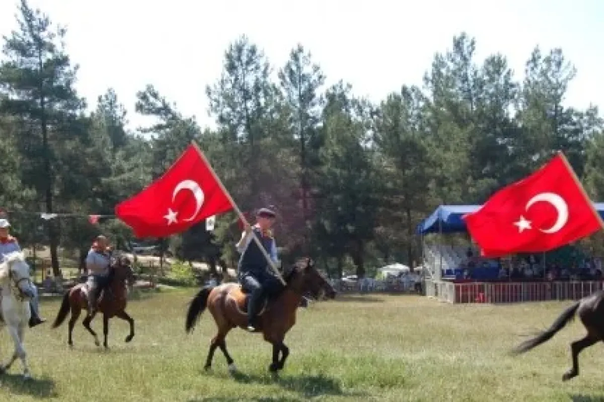 Yörük Türkmen Ordusuyla Dünyaya Mesaj