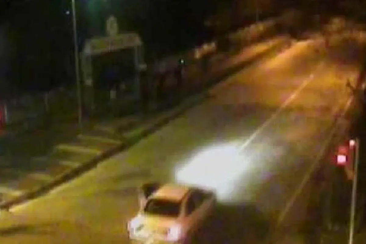 Trafik Polisini 300 Metre Sürükledi
