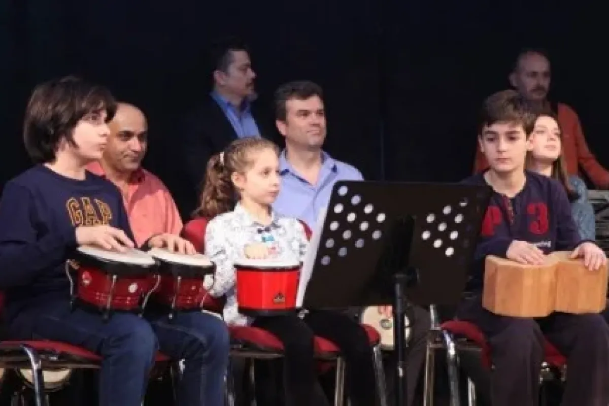 Ünlü Perküsyonist Kızıyla Sahne Aldı