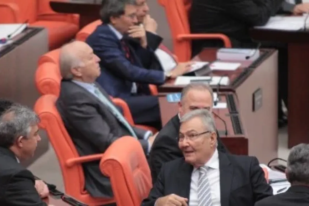 Aman Kılıçdaroğlu Görmesin !