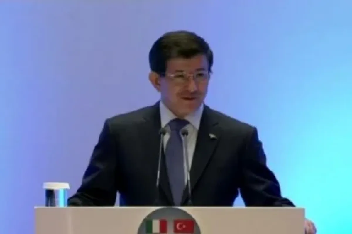 Davutoğlu’ndan İtalyanlara çağrı