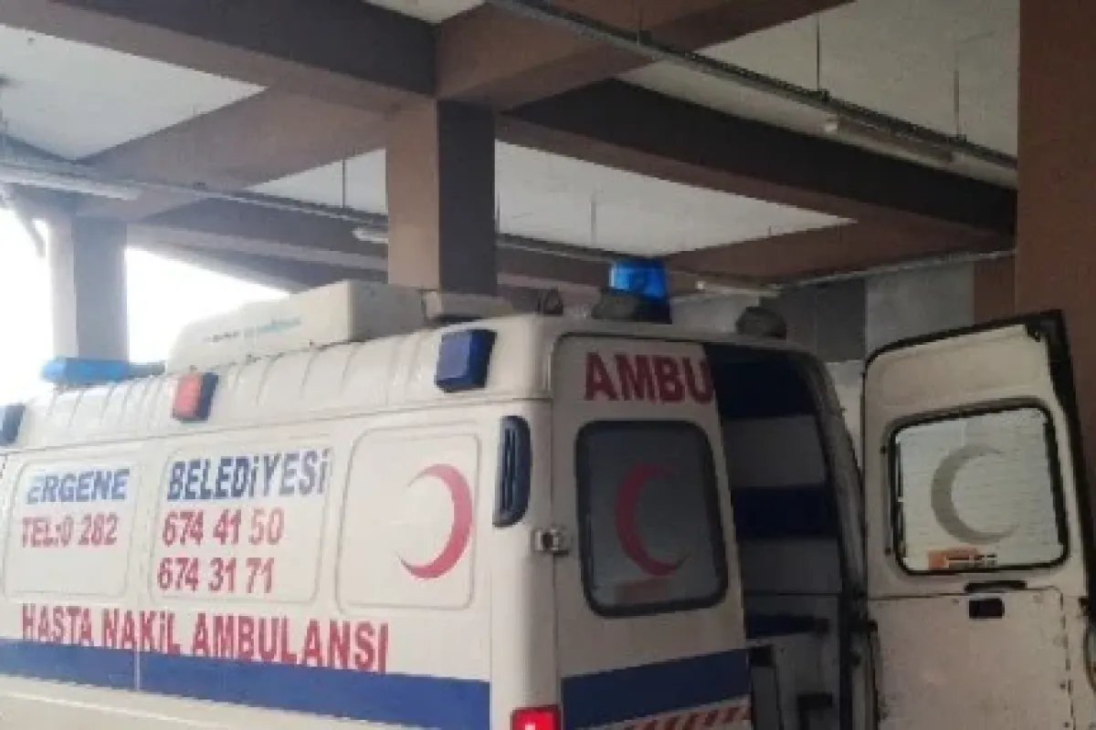 Kendi Kendine Pansuman Yapmak Istemişti