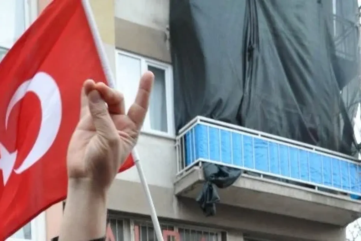 Sloganlarla Belediyeye Yürüdüler