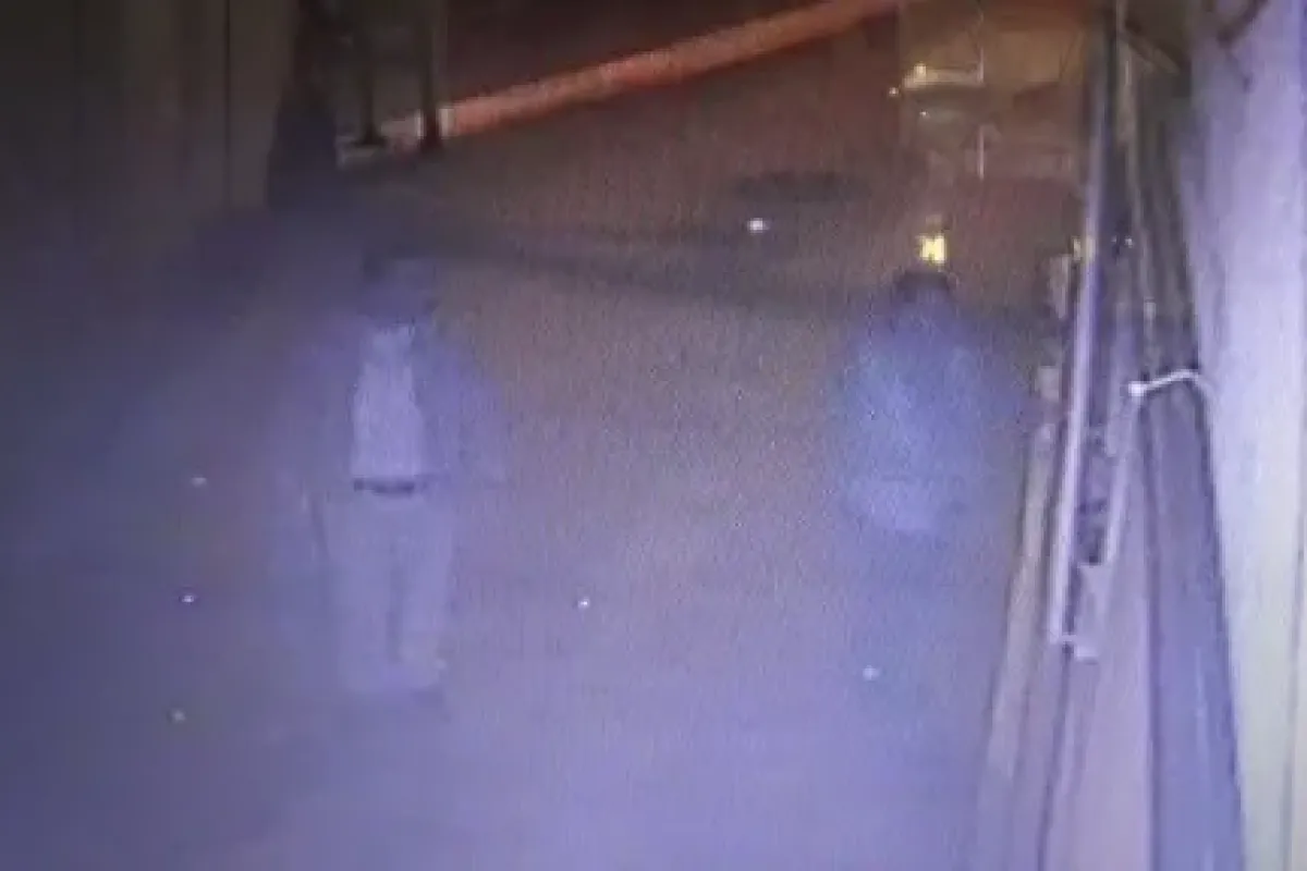 "kısa Günün Kârı" Dediler Ayakkabıları çaldılar