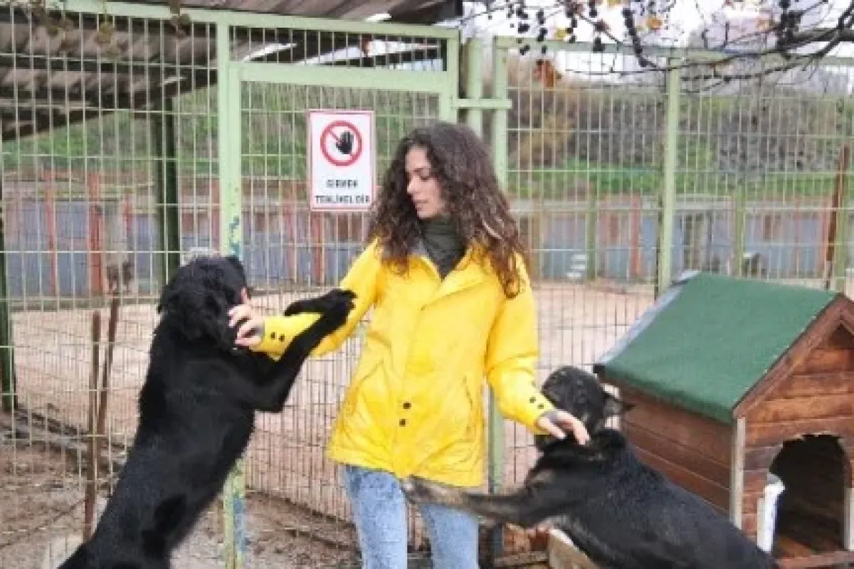 Ünlü Oyuncudan O Yasağa Destek