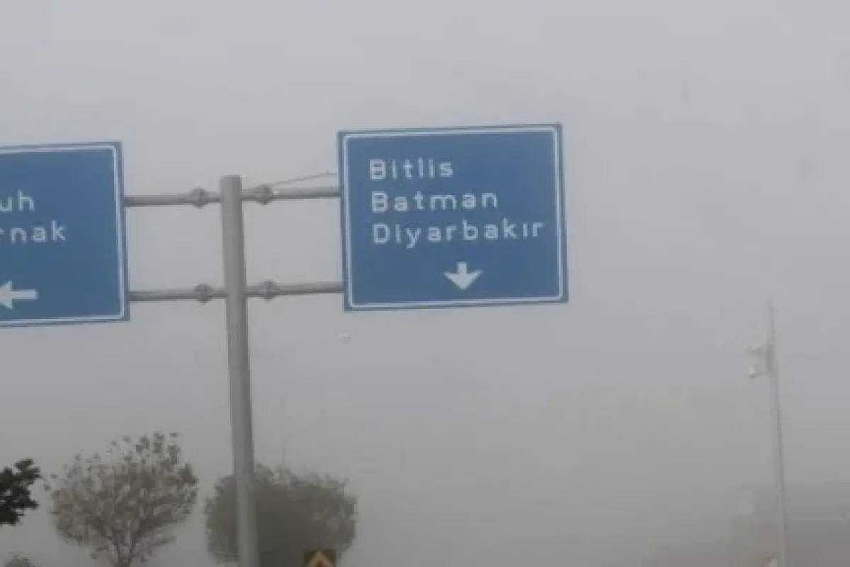 Hava Trafiğine Sis Engeli