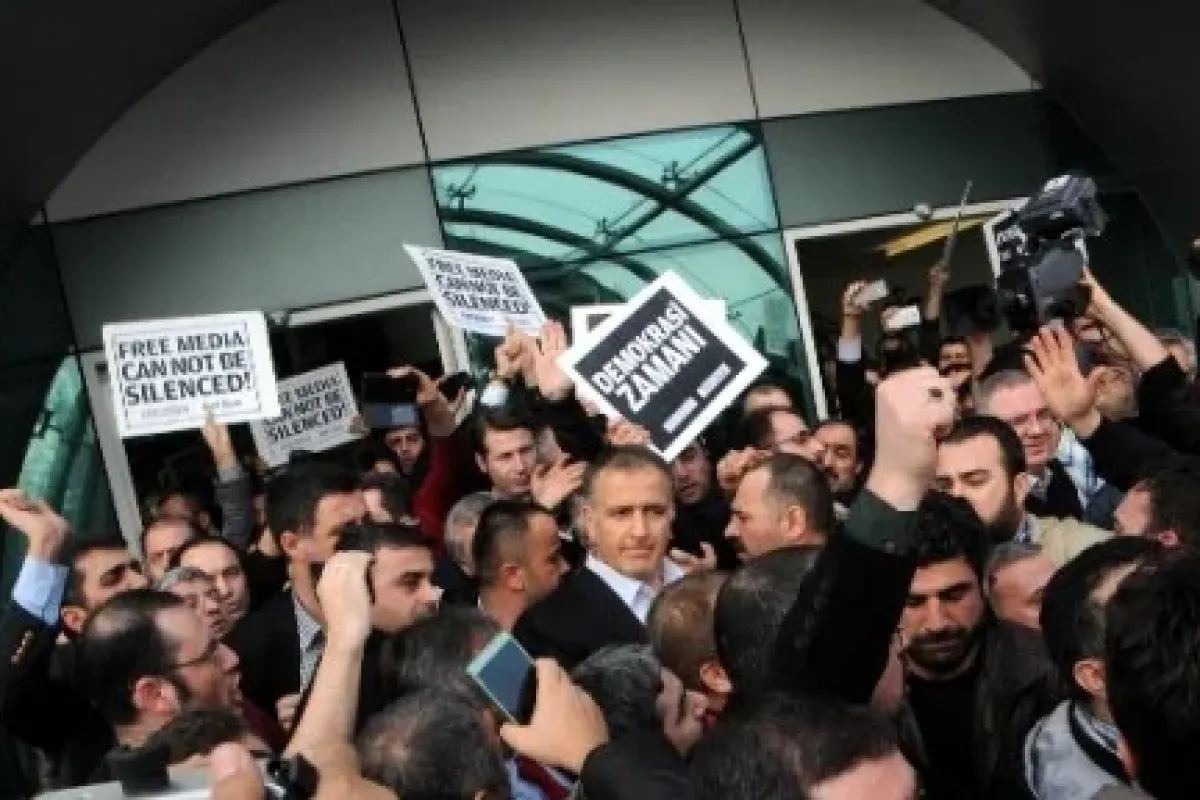 Dumanlı Serbest, Karaca Tutuklandı