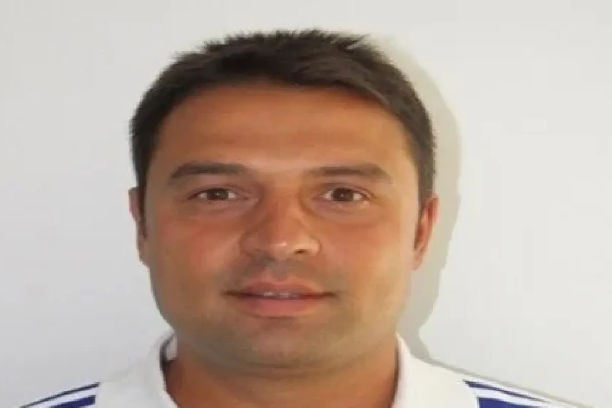 Ayrıldı Mı Kovuldu Mu ?