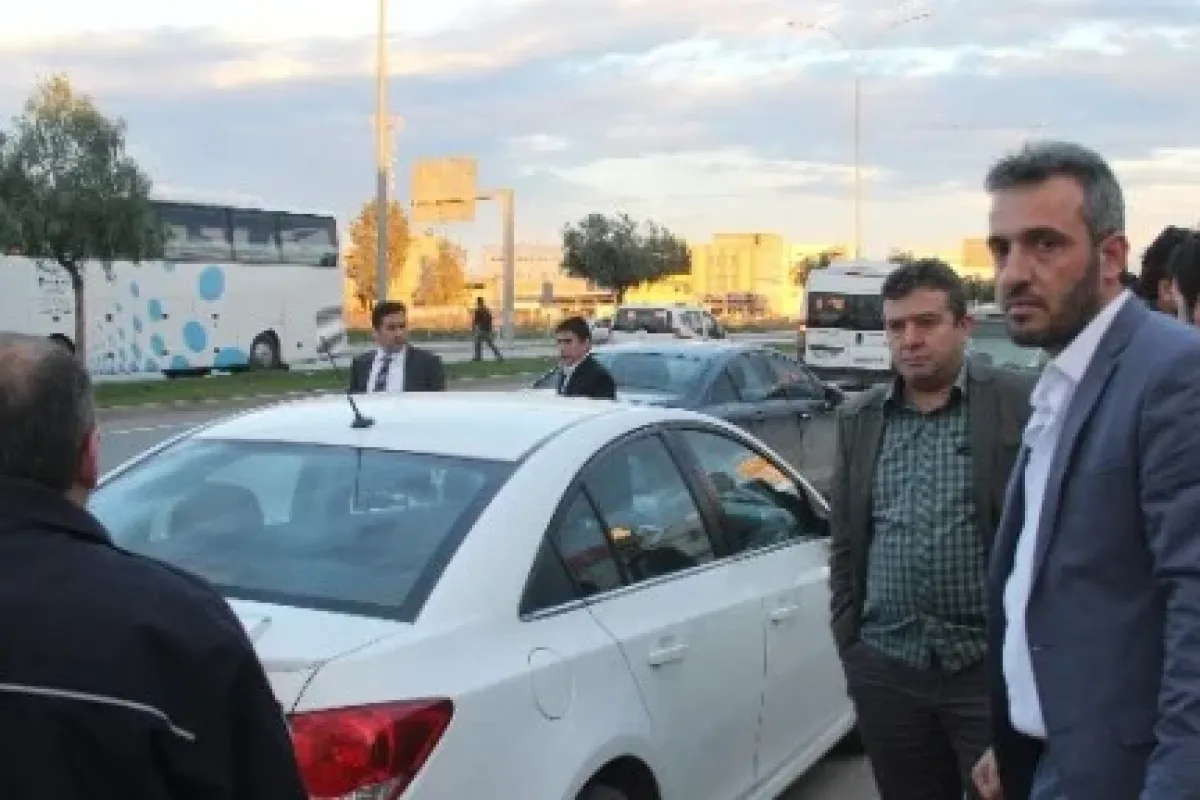 Hırsızlar Otomobilden 115 Bin Lira çaldı