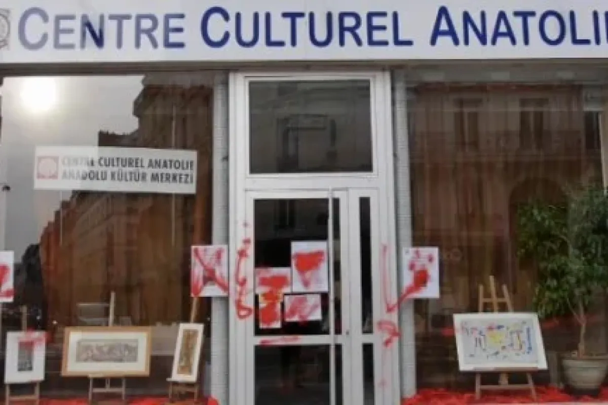 Paris’te çirkin Saldırı