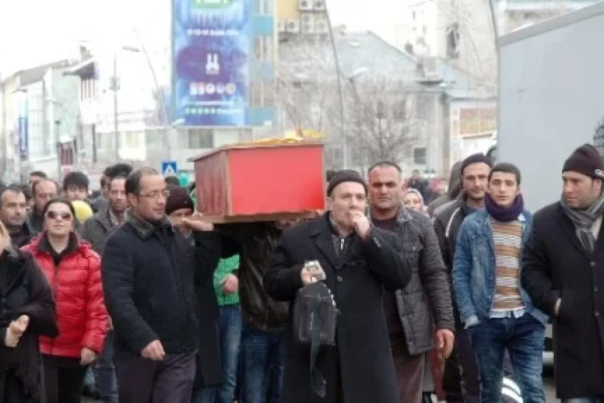 Erzurum’da Tabutlu Eylem