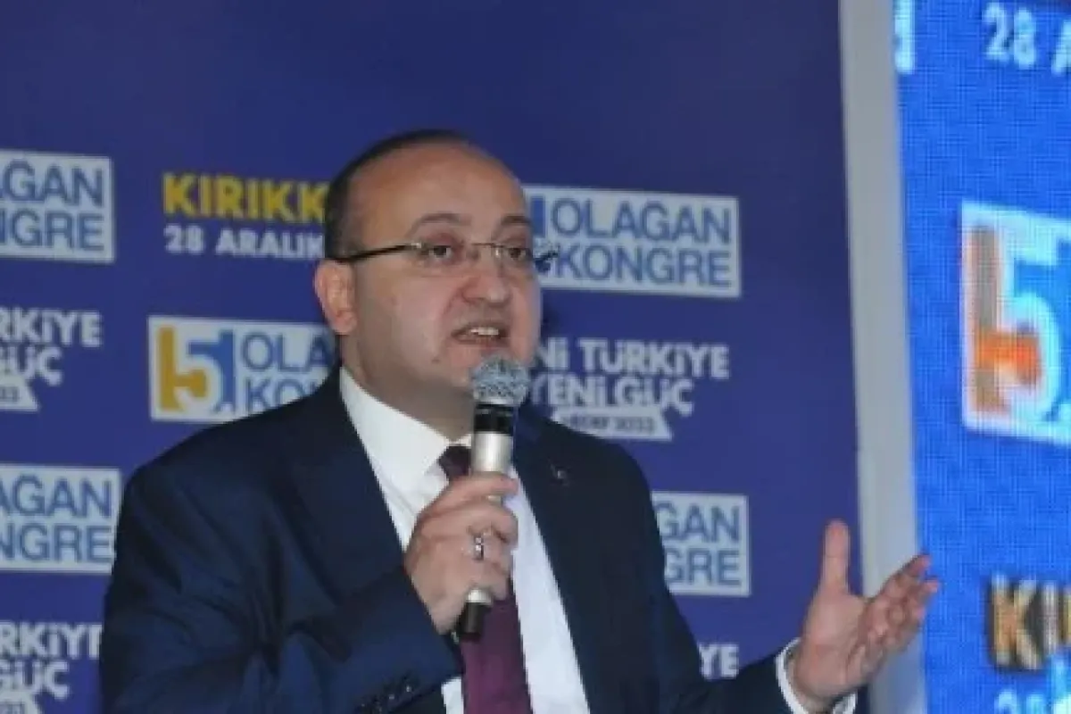 Akdoğan: "hem Tavaf Ettik Hem şeytan Taşladık"