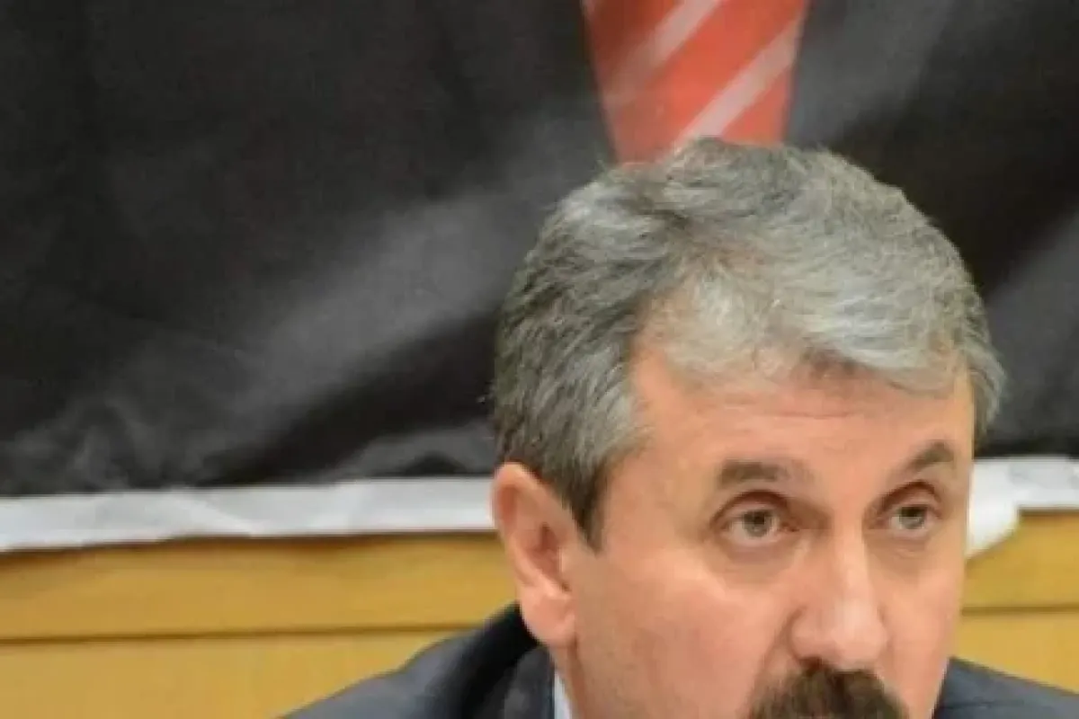 Destici’den Ilginç çağrı