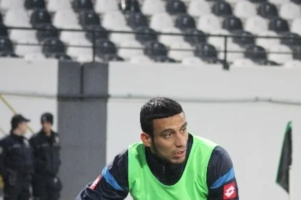 Ali Adnan Avusturalya’ya Uçtu