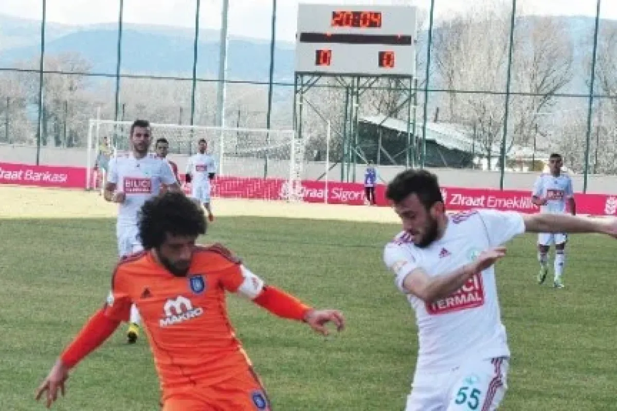 Başakşehir Zorlandı