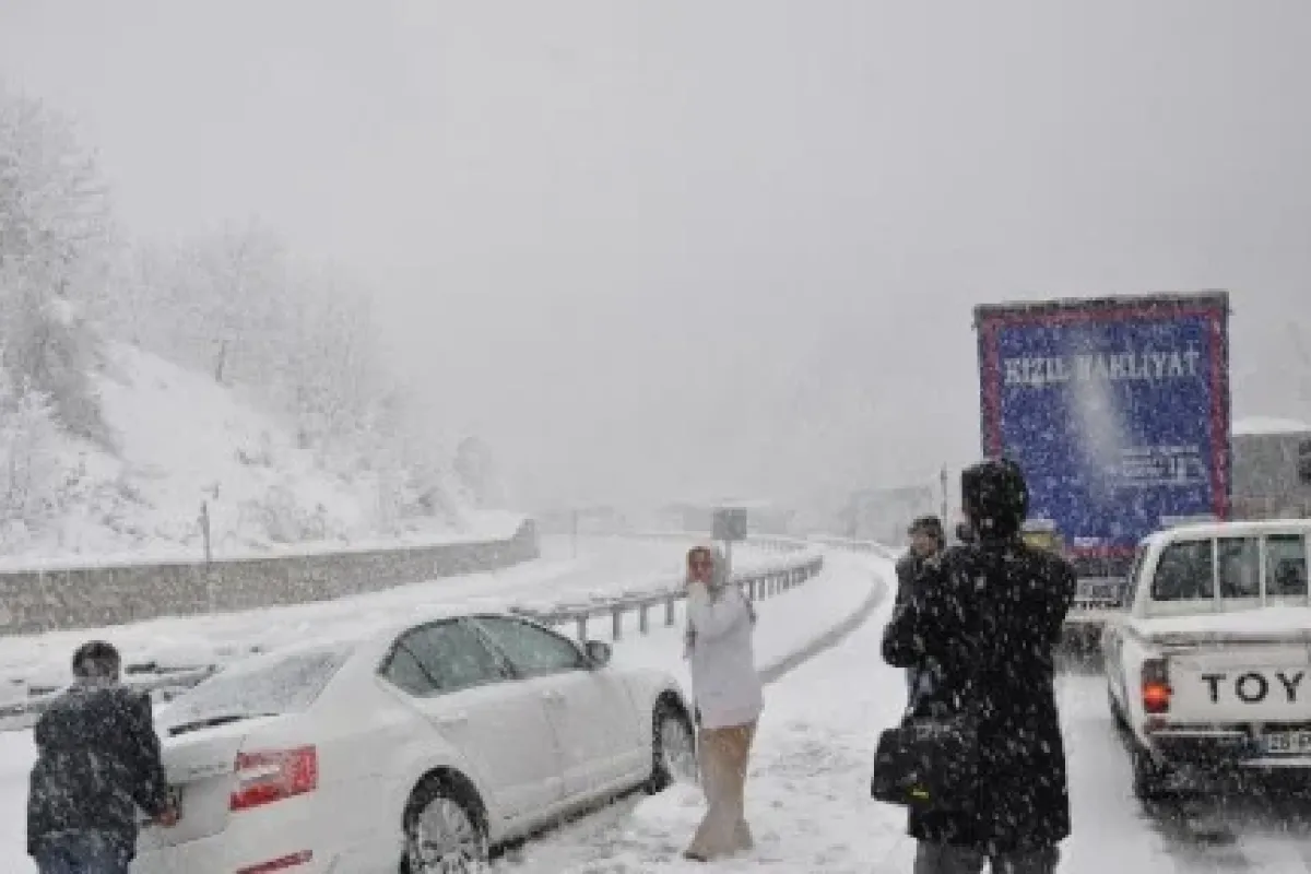 Bursa Ankara Karayolu Trafiğe Kapandı